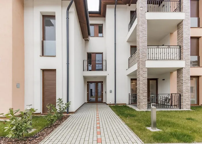 Apartment Honved77-79 By Bltn *