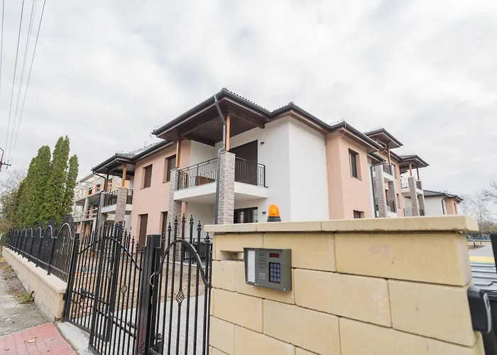 Honved77-79 By Bltn Apartment Balatonlelle