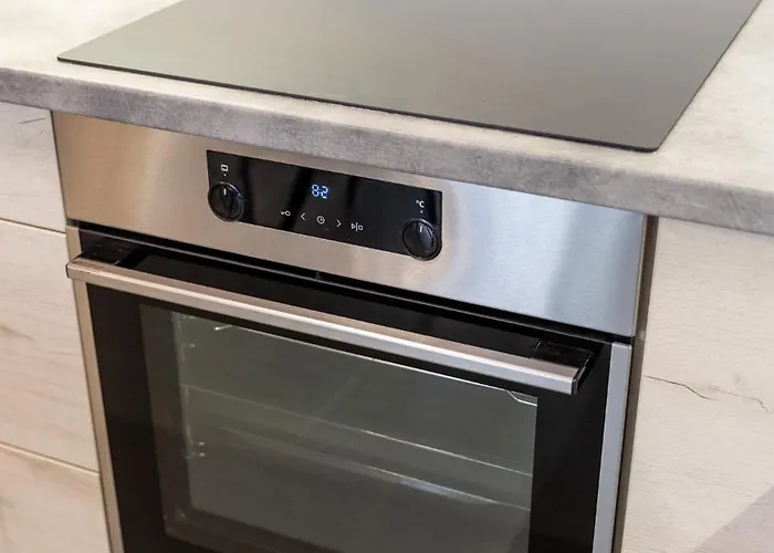 Apartment Honved77-79 By Bltn