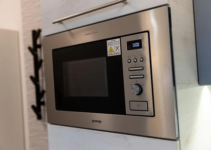 Apartment Honved77-79 By Bltn
