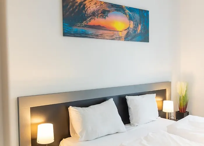 Apartment Honved77-79 By Bltn *